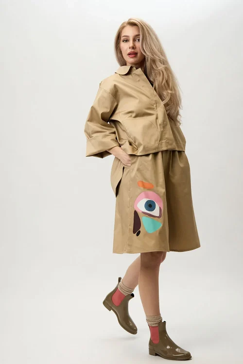 hand-painted-beige-bermuda-shorts-maple-1