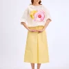 white-blouse-asymmetrical-collar-record-on-studio-1